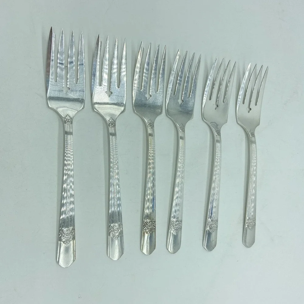 Oneida Silver Rose Salad Forks Set Of 6 Silverplate Floral Flatware 1940 Antique